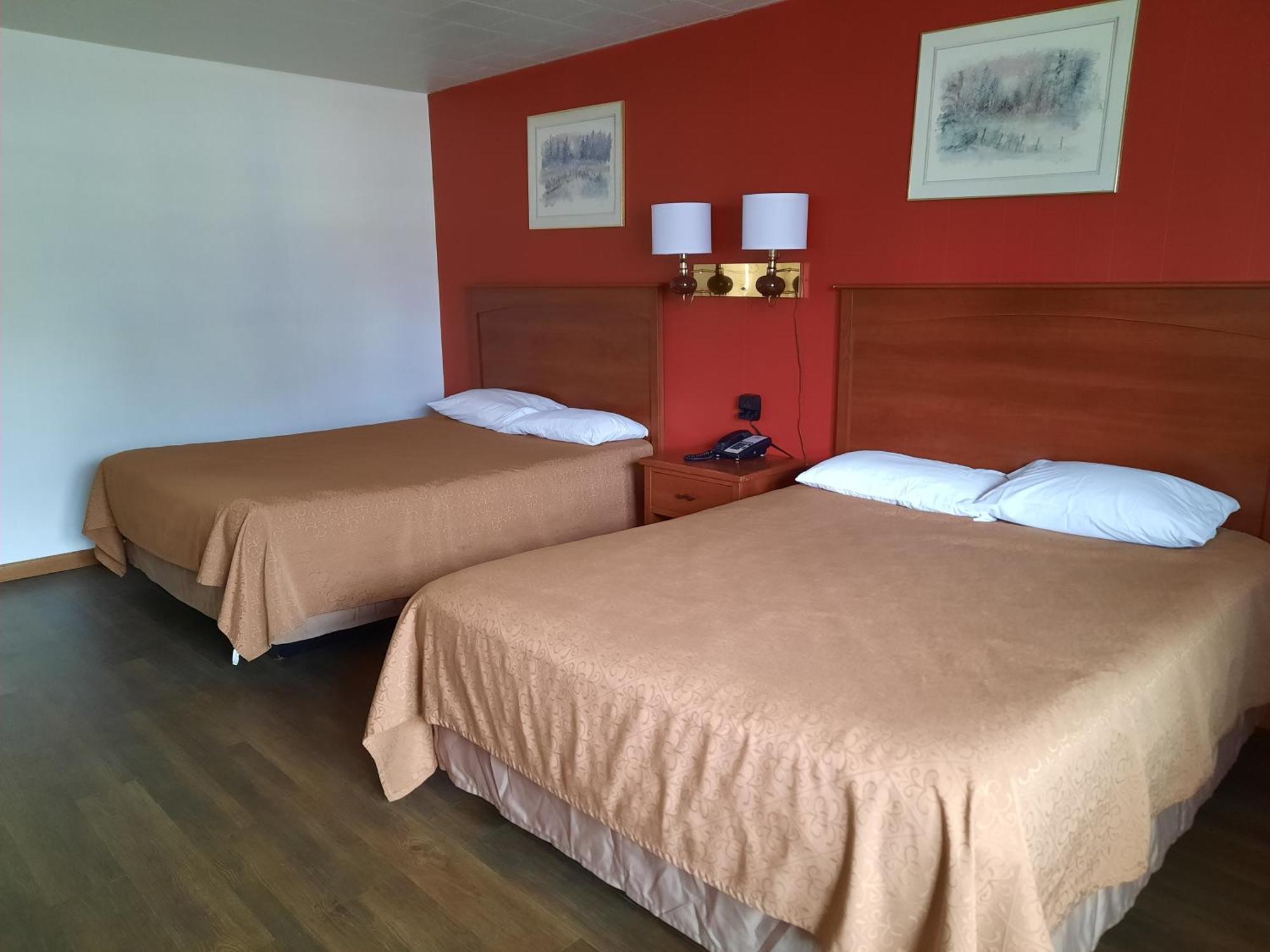 Motel Reedsburg Oda fotoğraf